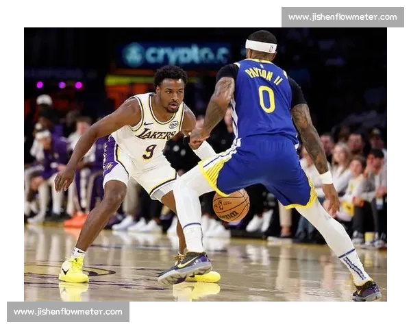 NBA季前赛勇士对阵湖人焦点大战:新阵容碰撞与季前状态全面检验 NBA季前赛勇士对阵湖人焦点大战:新阵容碰撞与季前状态全面检验